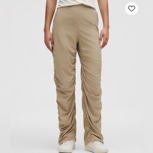 The North Face Cream Outdoor Hiking Straight Leg Trek Pants